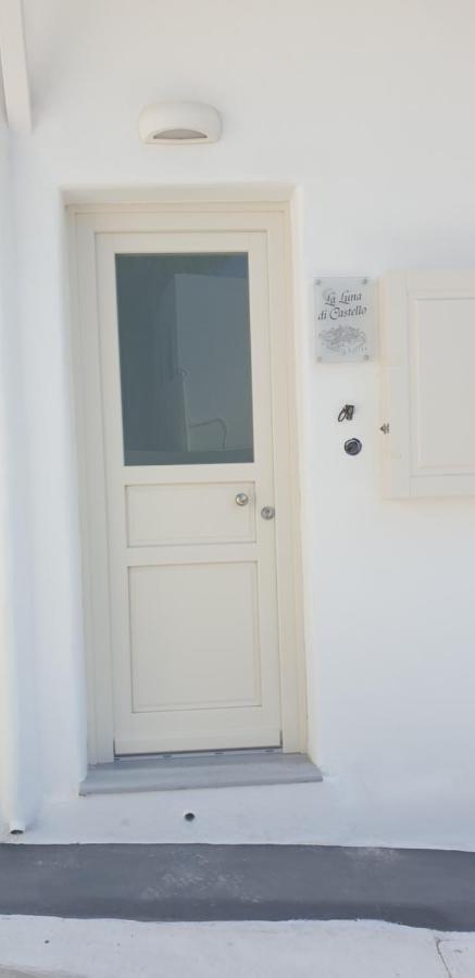 Lux House With Outdoor Jacuzzi And Sea View In Santorini Apartment Emporio  Bagian luar foto